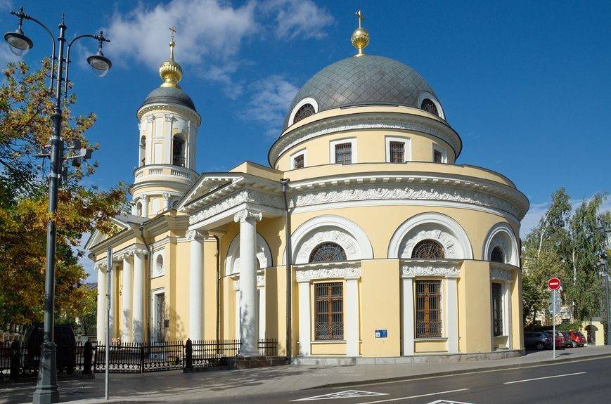 Москва церковь на большой ордынке. Церковь св. Екатерины на Ордынке. Храм большая Ордынка, 20. Скорбященская Церковь на большой Ордынке. Экскурсия по Ордынке.